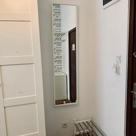 Center Apartment *