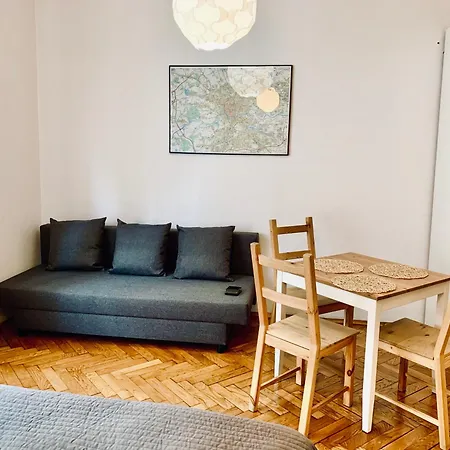 Center Apartment